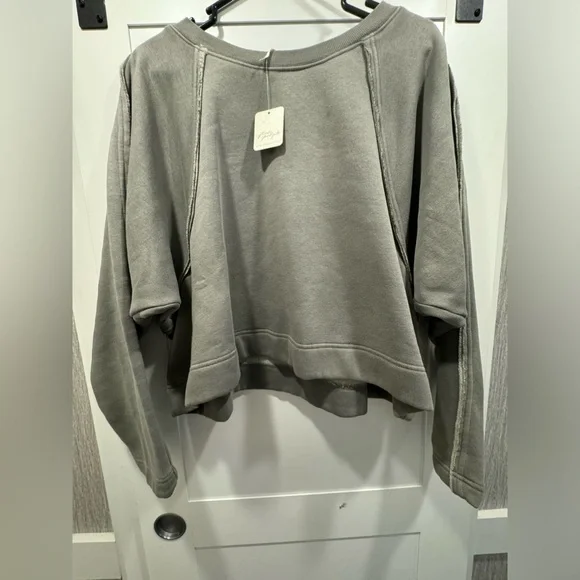 NWT Free People Francis Pullover in Aven, Size Medium - Picture 6 of 8